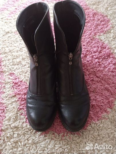 Сапожки женские