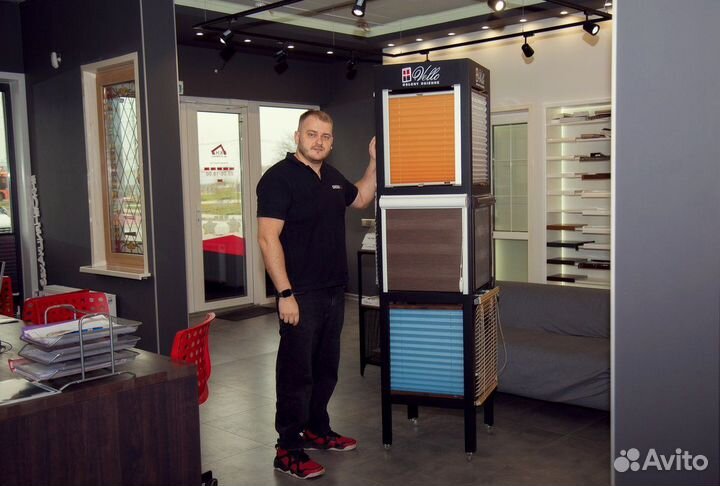 Жалюзи и рулонные шторы на окна