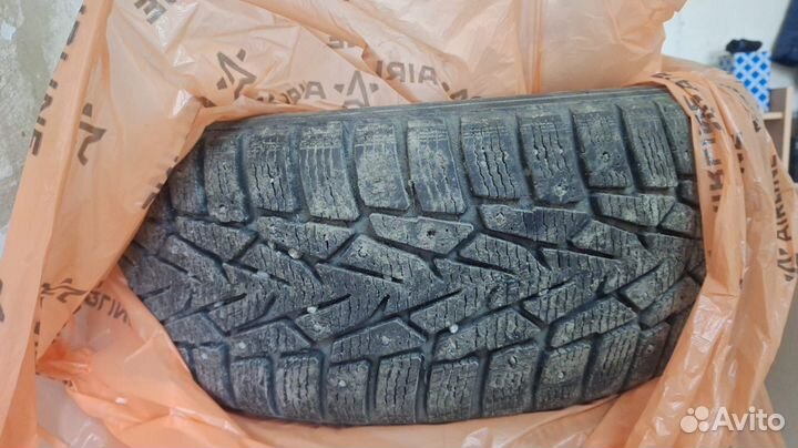 Nordman 7 205/60 R16 96T