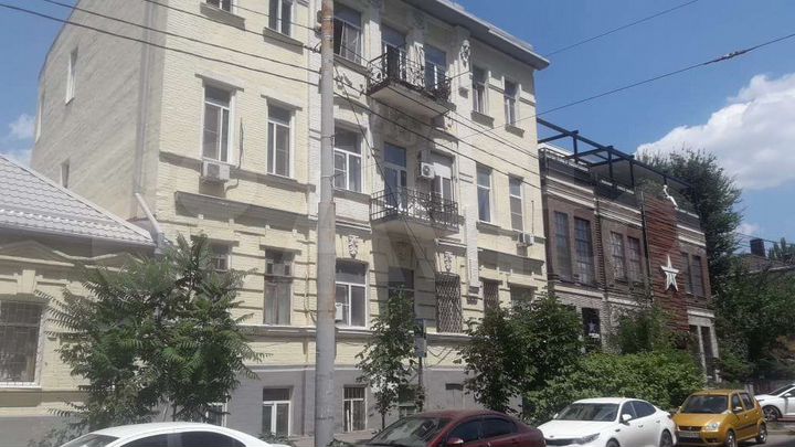 Комната 18 м² в 5-к., 3/3 эт.