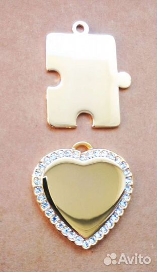 Брелочек, кулон, подвес