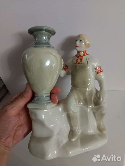 Статуэтка Ваза. Данила мастер. Период СССР