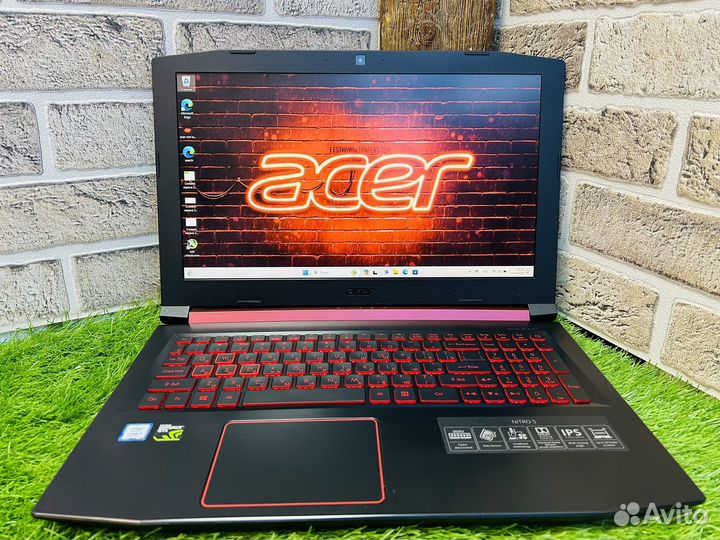 Игровой Acer i5-7300HQ/GTX1050 4Gb/12/SSD+HDD