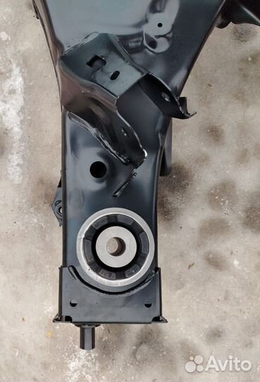 Подрамник задний Nissan Teana J32 4wd