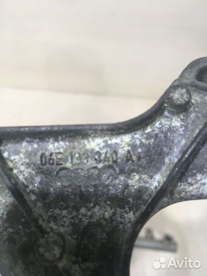 Рейка топливная рампа Ауди А6 С6 3.2 AUK