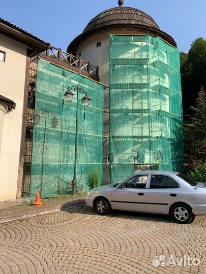 Работники строительных специальностей