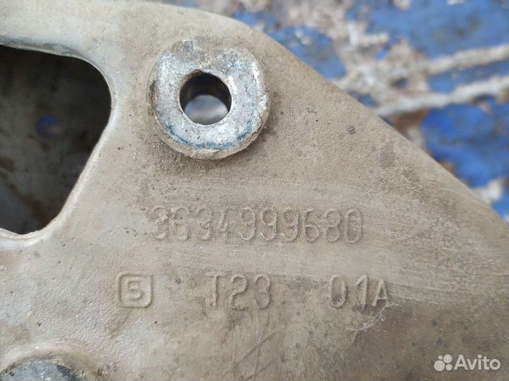 Кронштейны подушек двигателя peugeot 206