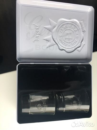 Коробка подарочная с бокалами