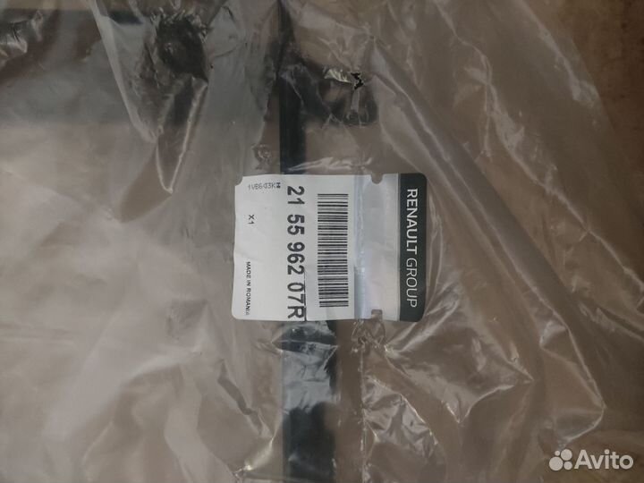 Дефлектор радиатора Renault Logan 2