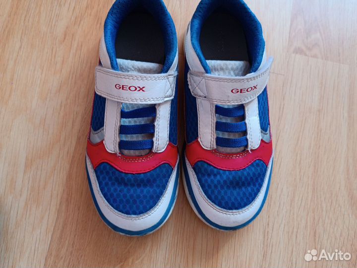 Кеды, сандалии для мальчиков 32