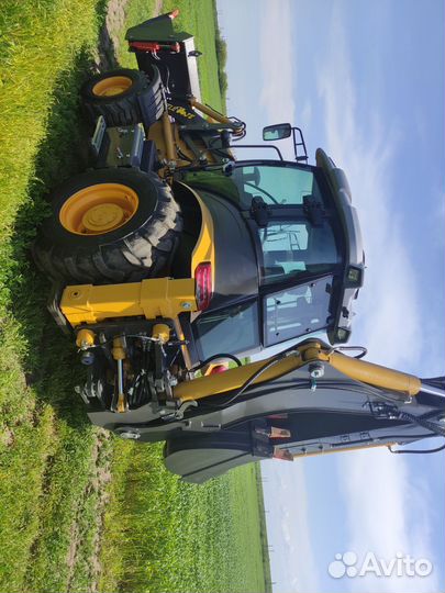 Экскаватор-погрузчик RM-Terex TLB 825-RM, 2022