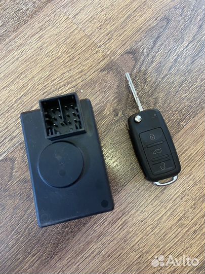 Замок зажигания с ключом Audi A8 D3/Q7/VW