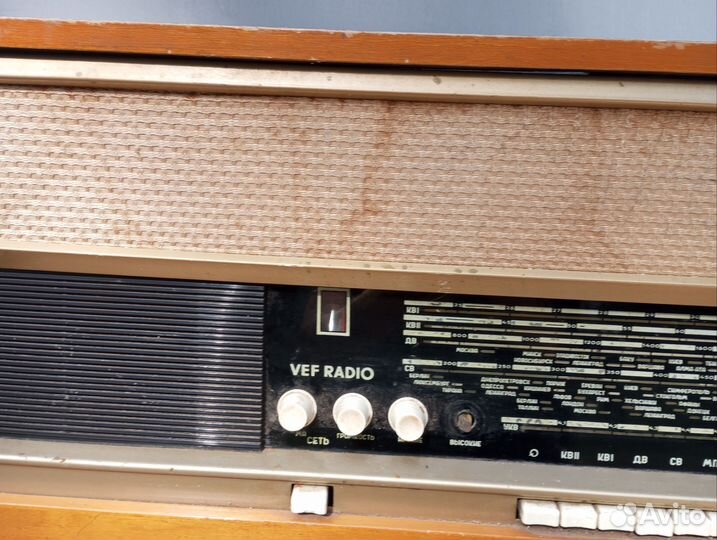 Ламповая радиола VEF. СССР