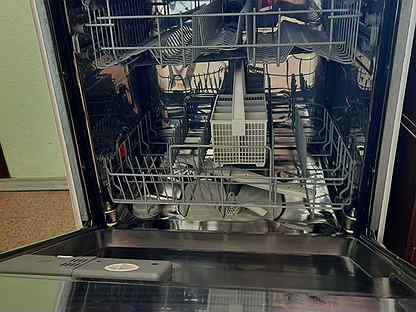 Встраиваемая посудомоечная машина 60см Занусси
