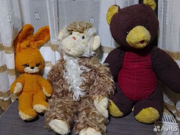 Мягкие игрушки заяц, медведь и обезьяна