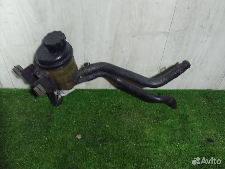 Hyundai elantra 3 бачок гур