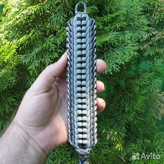 Браслет из паракорда 