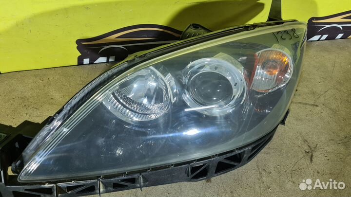 Фара левая Mazda 3 bk
