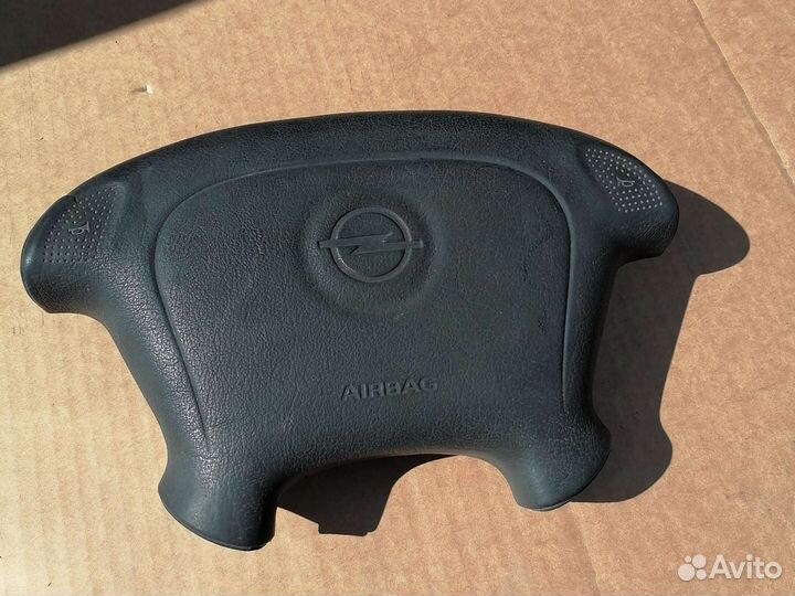 Подушка безопасности в руль Opel Corsa B