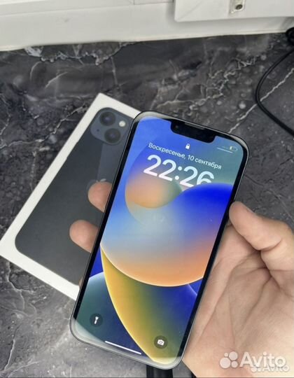 iPhone 13 (на гарантии)