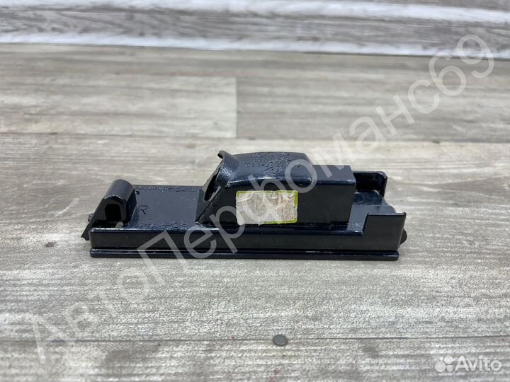 Плафон подсветки заднего номера правый Tiggo T11