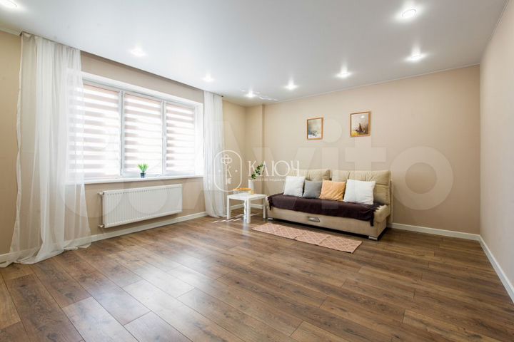 2-к. квартира, 70,6 м², 1/14 эт.