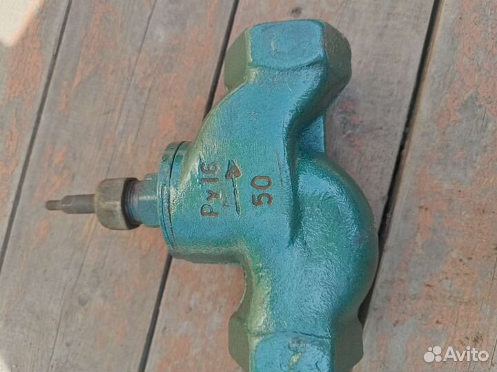 Вентиль чугунный