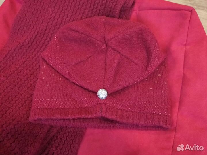 Шапка и шарф женский