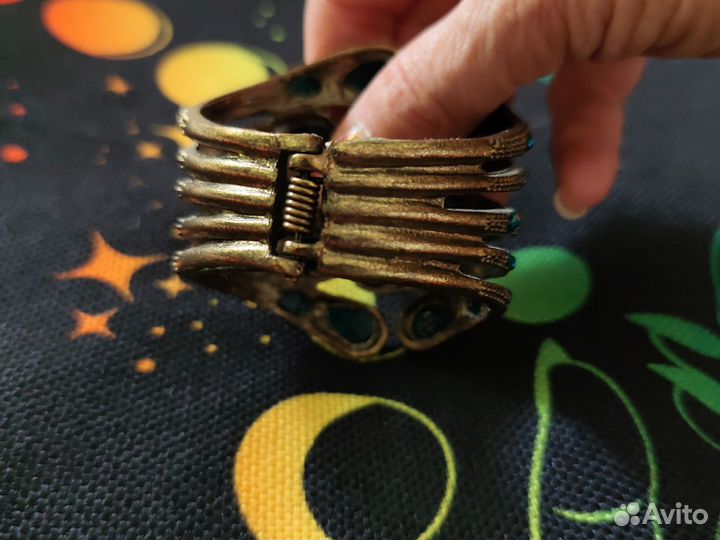 Продам браслет