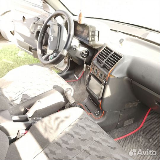 ВАЗ 2110 1.6 МТ, 2001, 350 000 км