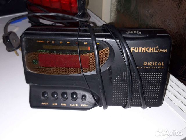 Часы электронные с радио