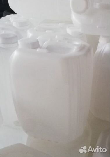 Канистра пластиковая 10 литров новая