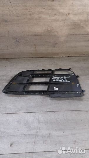 Решетка переднего бампера правая Audi Q 5 80 A С