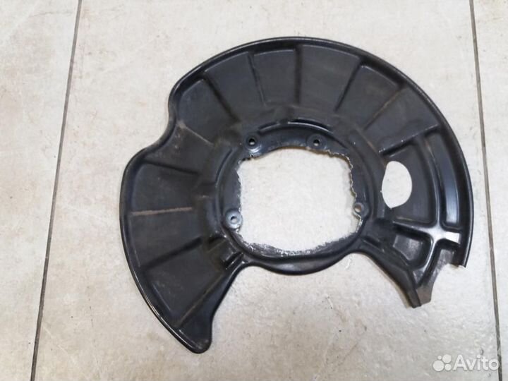 Пыльник тормозного диска Mercedes-Benz S-Class W22