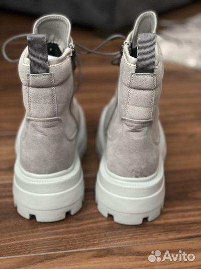 Грубые ботинки на платформе в стиле zara