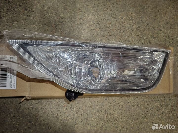 Фара противотуманная левая Ford Mondeo 4 2010-2014