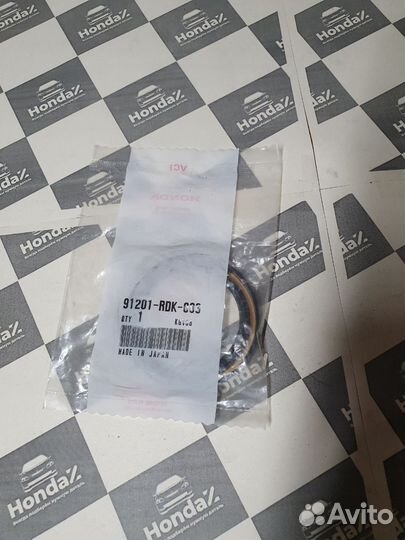 Сальник коробки Honda Pilot 2