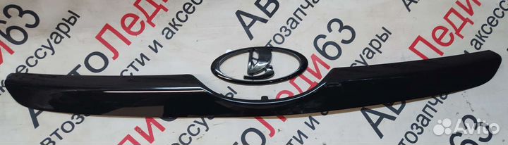 Молдинг на решётку Лада Калина 2 глянец