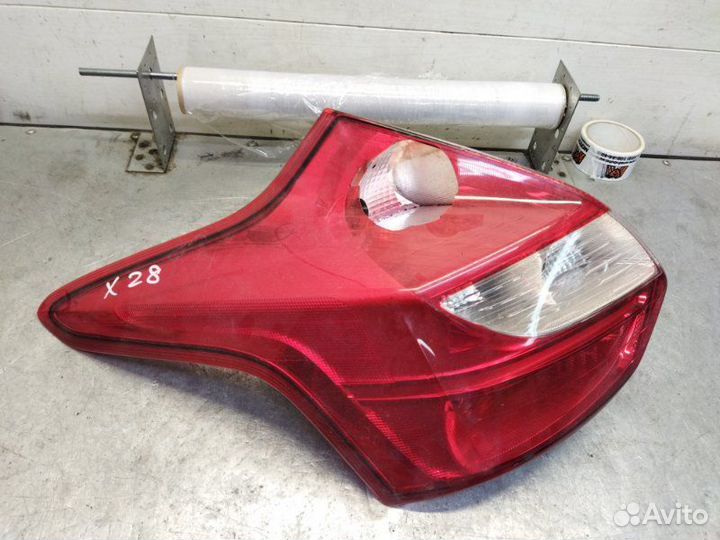 Фонарь задний левый Ford Focus 3 хэтчбек 2.0