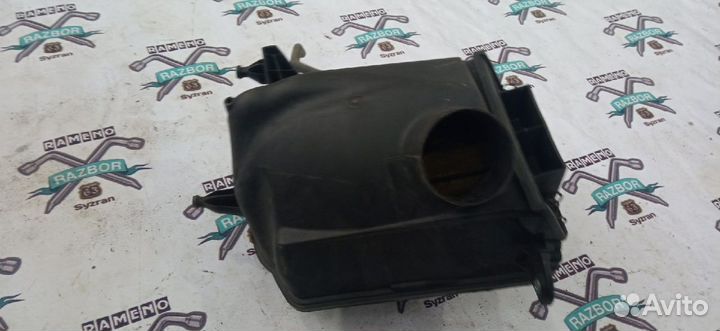 Корпус воздушного фильтра Nissan X-Trail