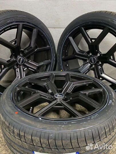 Колёса в сборе на Range Rover R22