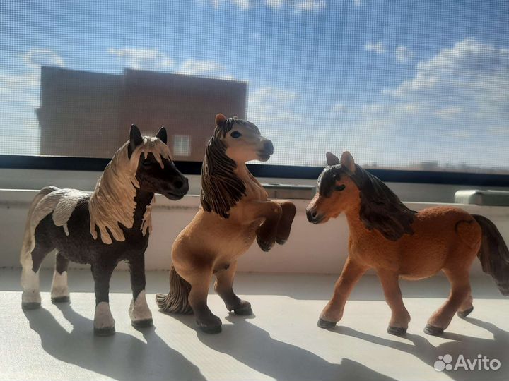 Лошади и пони schleich