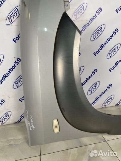 Крыло переднее правое Hyundai Tucson JM 2004-2009