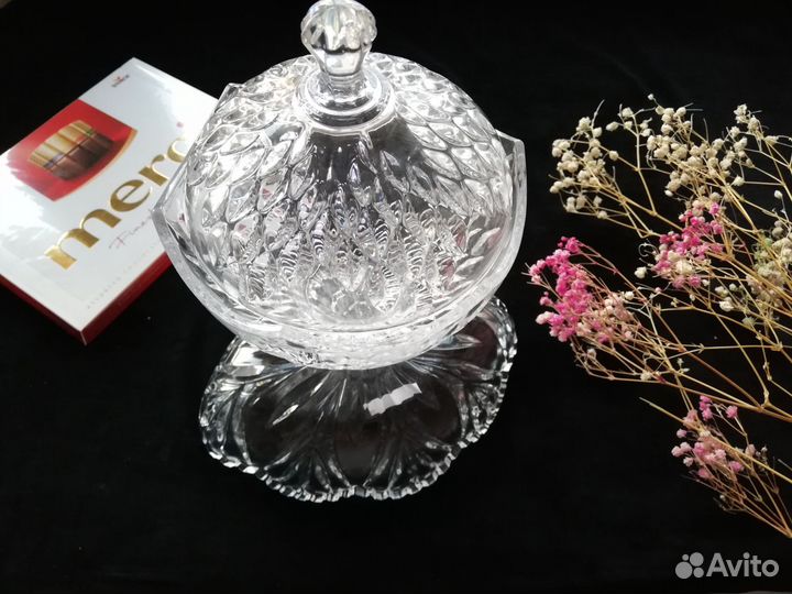 Фруктовница на ножке сахарница