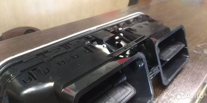 Дефлектор центральный skoda oktavia a7