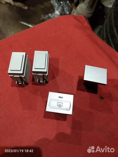 Кнопка обогрева заднего стекла новая Форд Фокус2