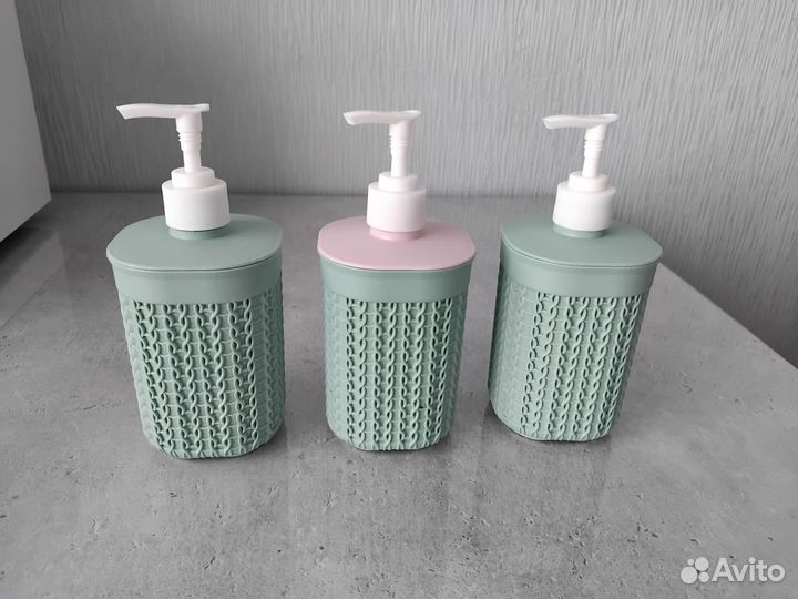 Флакон с дозатором 3 штуки