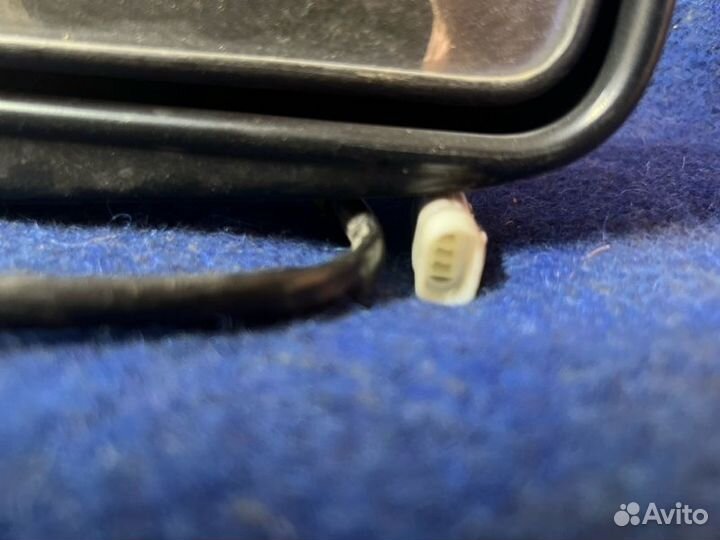 Зеркало заднего вида боковое правое Nissan Prairie