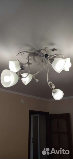 Люстра потолочная бу