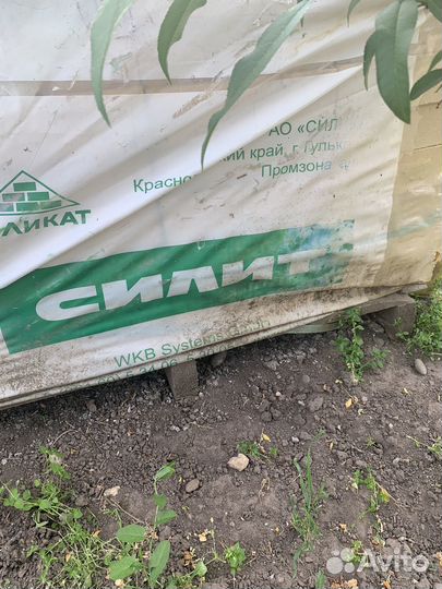 Кирпич